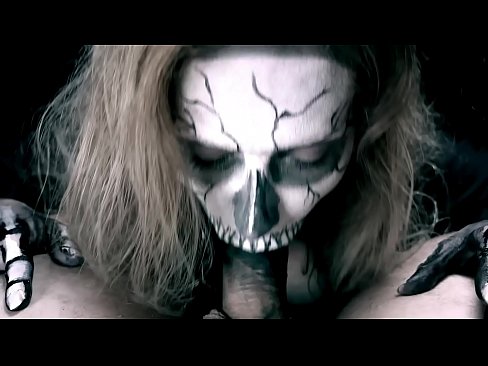❤️ Demon cailín sucking coileach lena béal dubh agus shlogtha cum. Porn ag porn % ga.pornoreino-com.ru% ❌️