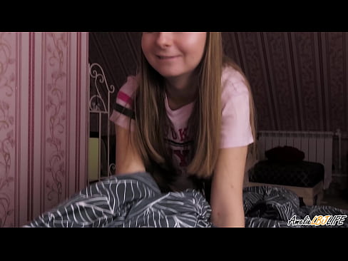 ❤️ Tarraingíonn Blondie BFF go domhain uirthi agus faigheann sí cum ina béal Porn ag porn % ga.pornoreino-com.ru% ❌️
